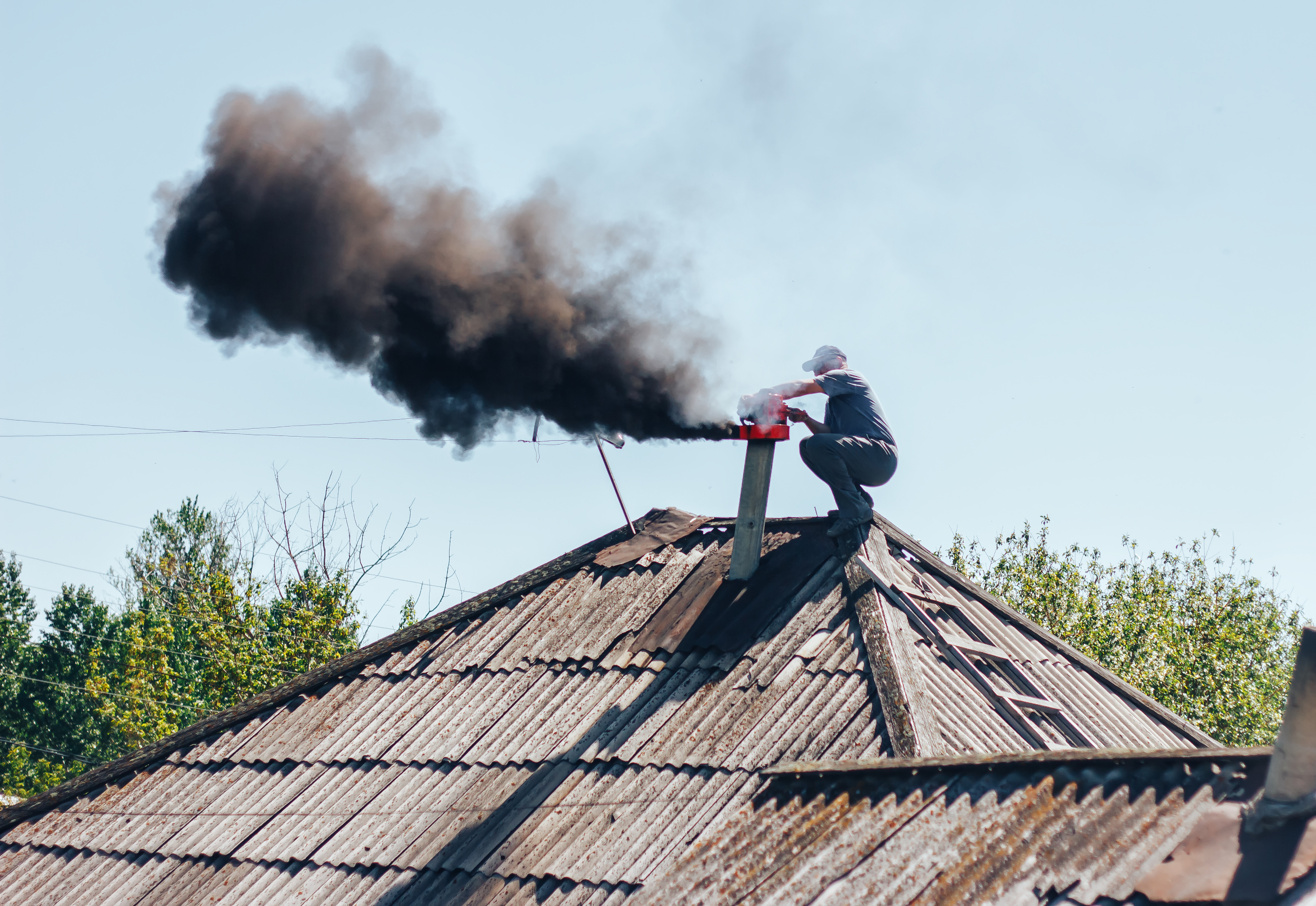 Pose velux Dordogne - chassainttoitures.fr